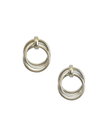 Trinity Loop Earrings lokal mena