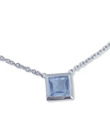 Aquamarine Necklace lokal mena