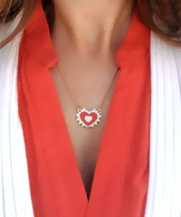 Ruffled Heart Necklace lokal mena