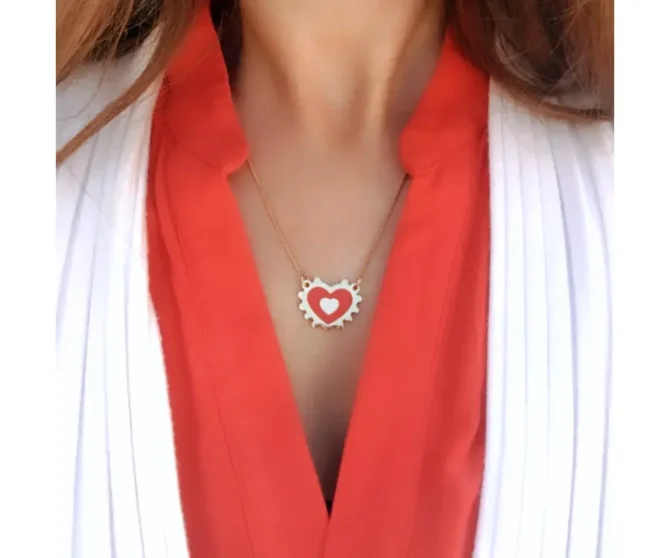 Ruffled Heart Necklace lokal mena