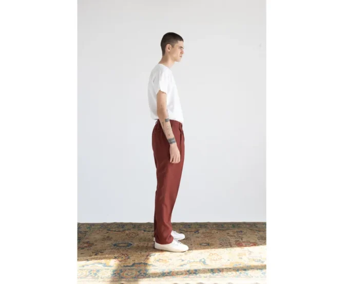 Relaxed Pants lokal mena