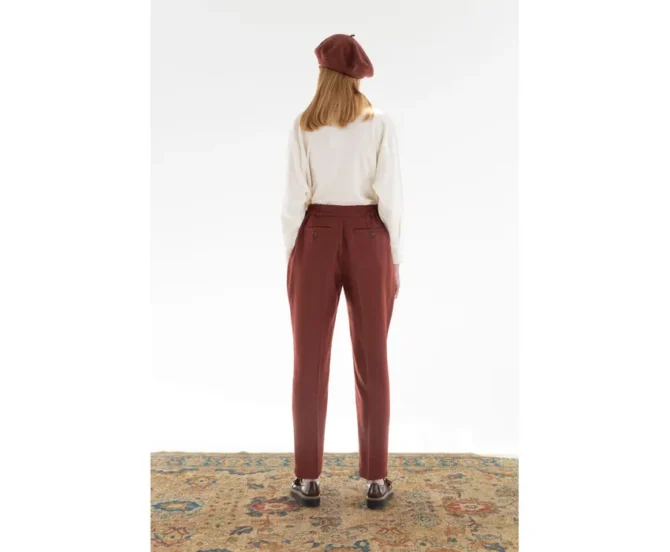 Relaxed Tailored Pants lokal mena