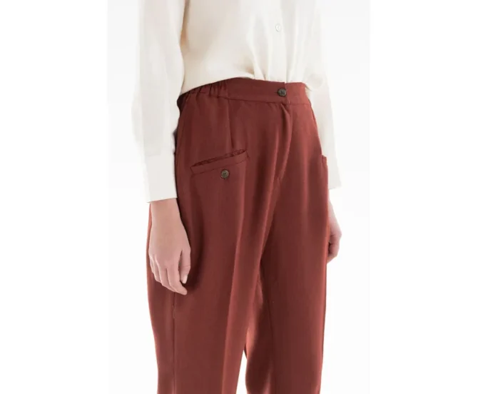 Relaxed Tailored Pants lokal mena